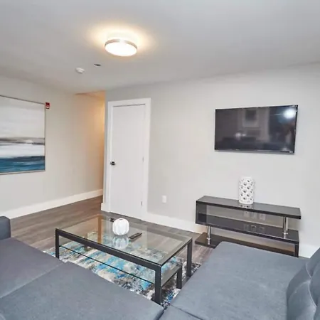 Clifton Hill Hideaway 2B -Two Bedroom Condo Niagara Falls Exterior photo