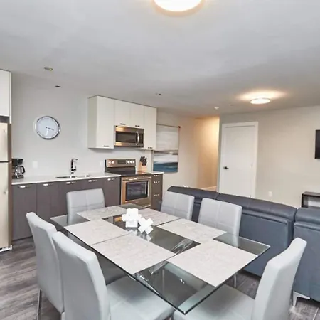 Clifton Hill Hideaway 2B -Two Bedroom Condo Niagara Falls Exterior photo